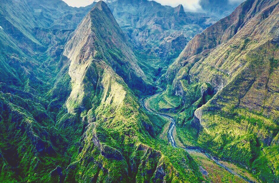 Vue du cirque de Mafate - Sentiers de La Réunion